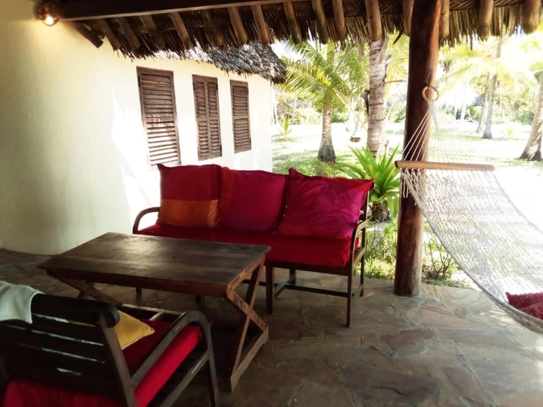 Embedodo Beach House, Ushongo Beach, Pangani Ushongo Mabaoni Luaran gambar