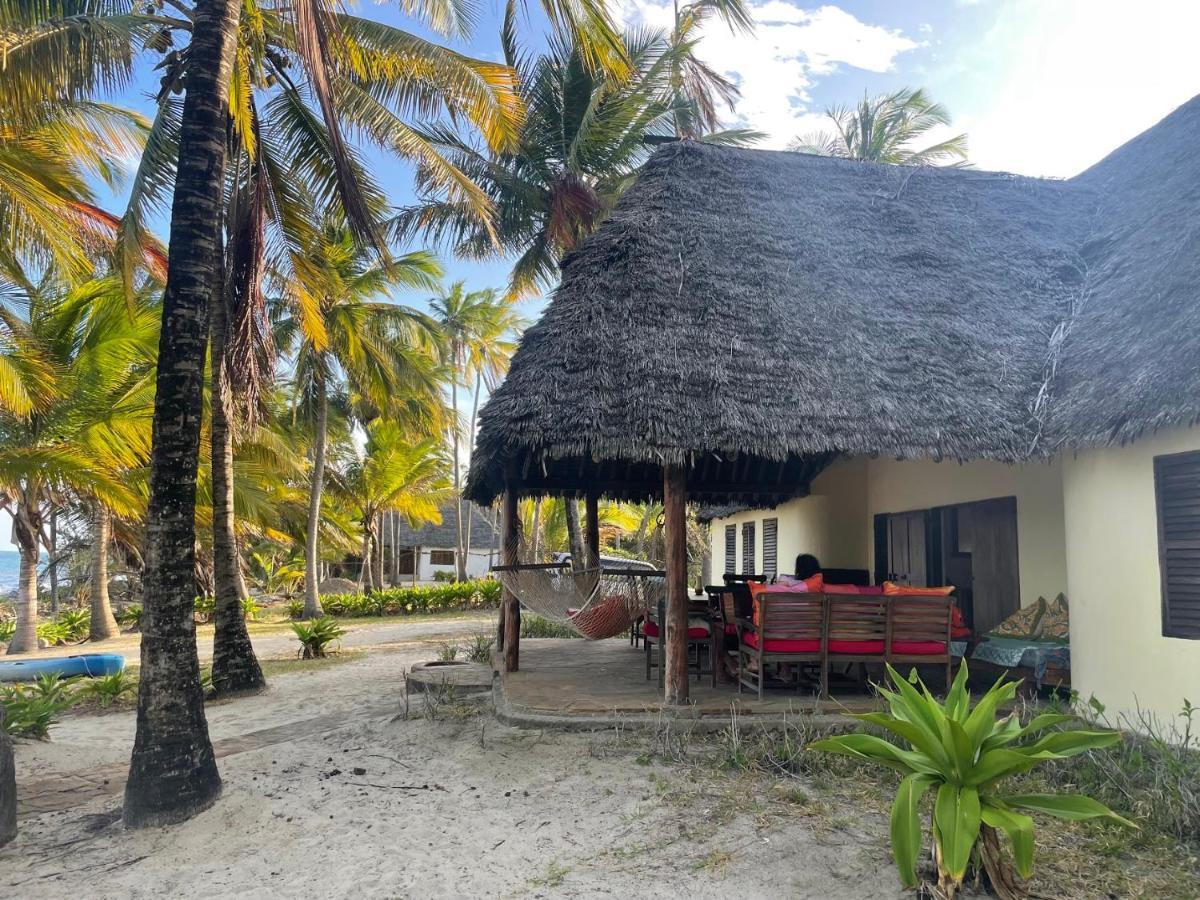 Embedodo Beach House, Ushongo Beach, Pangani Ushongo Mabaoni Luaran gambar